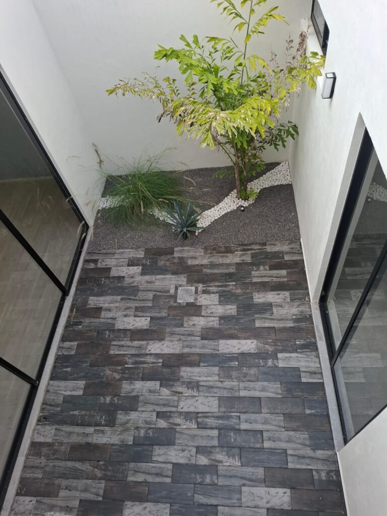 d524762f 083b 431d b577 1c7c007dba2a 768x1024