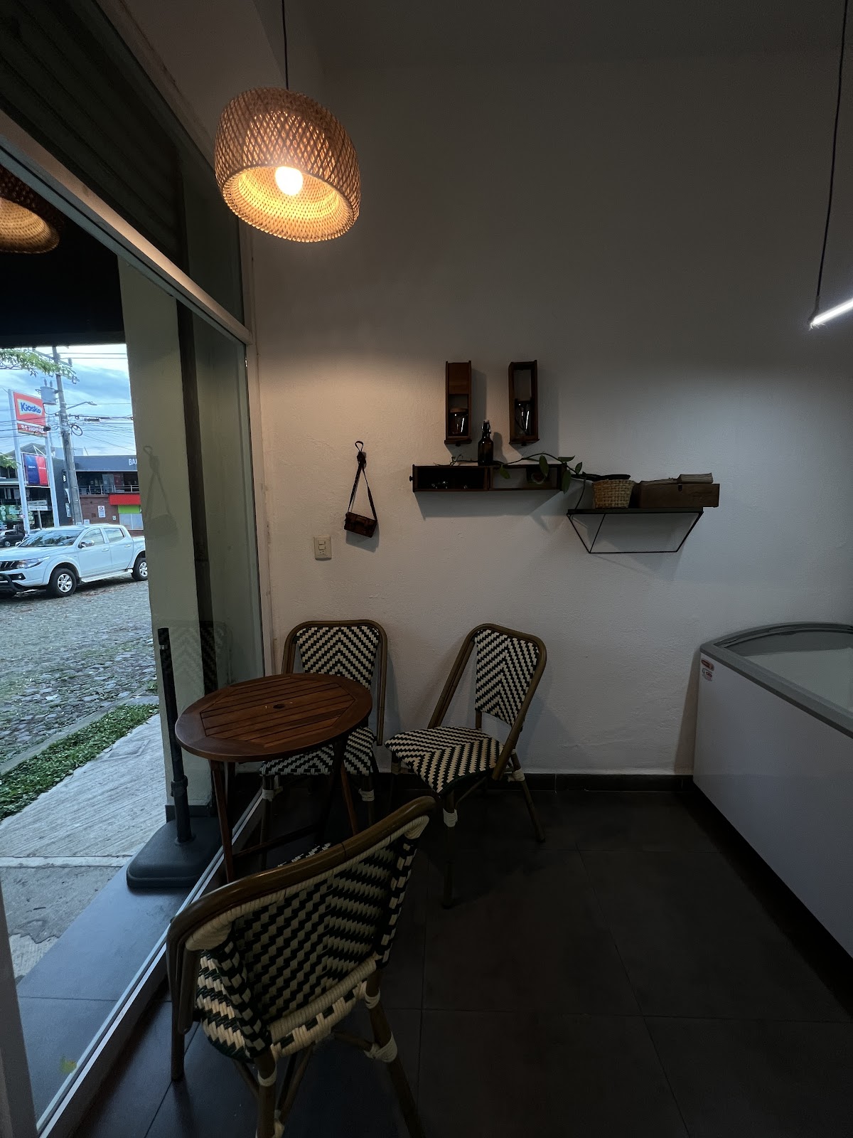 leetx-google-photo-53170-7 leetx-google-photo-53170-7