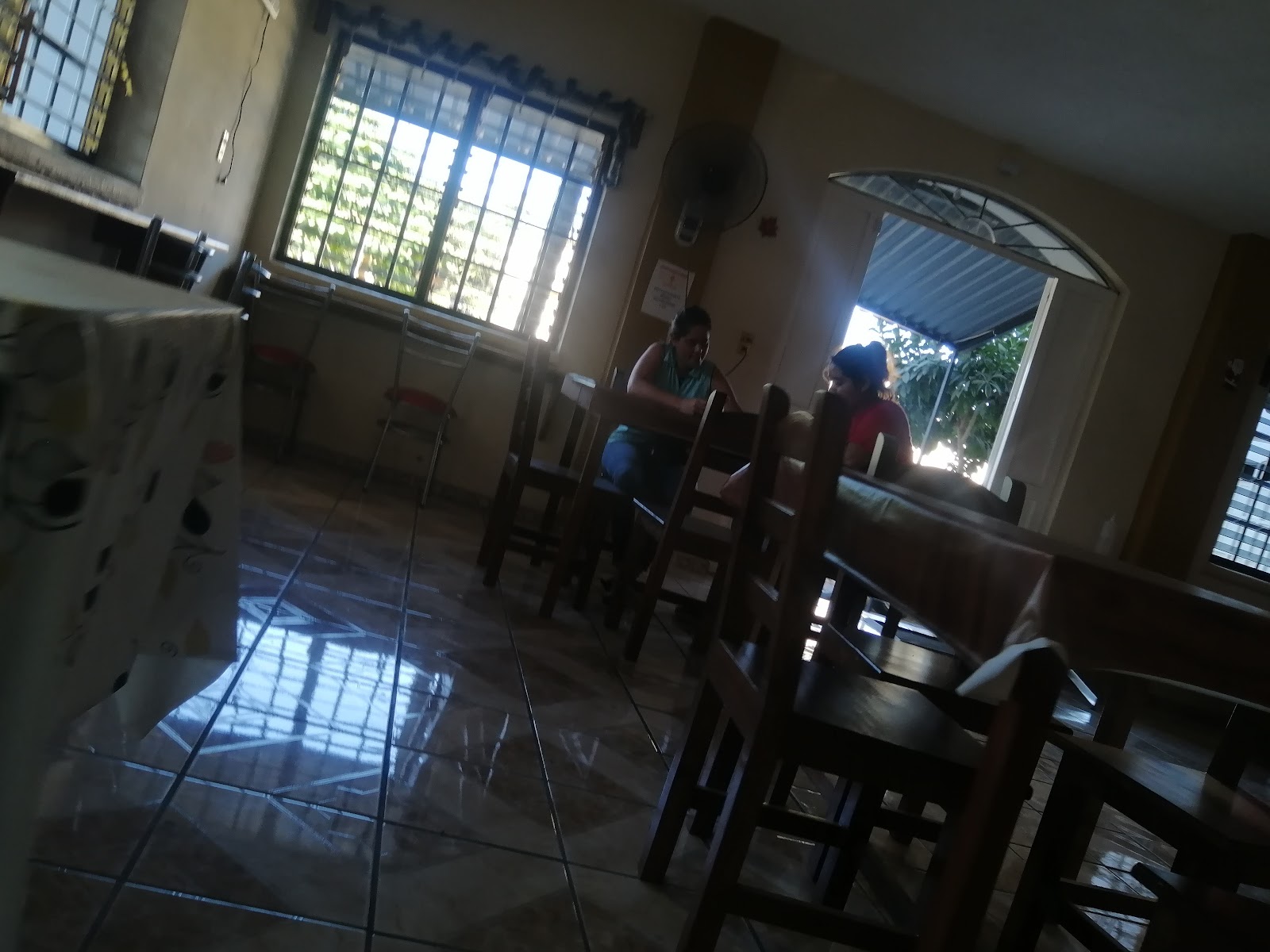 leetx-google-photo-54918-4 leetx-google-photo-54918-4