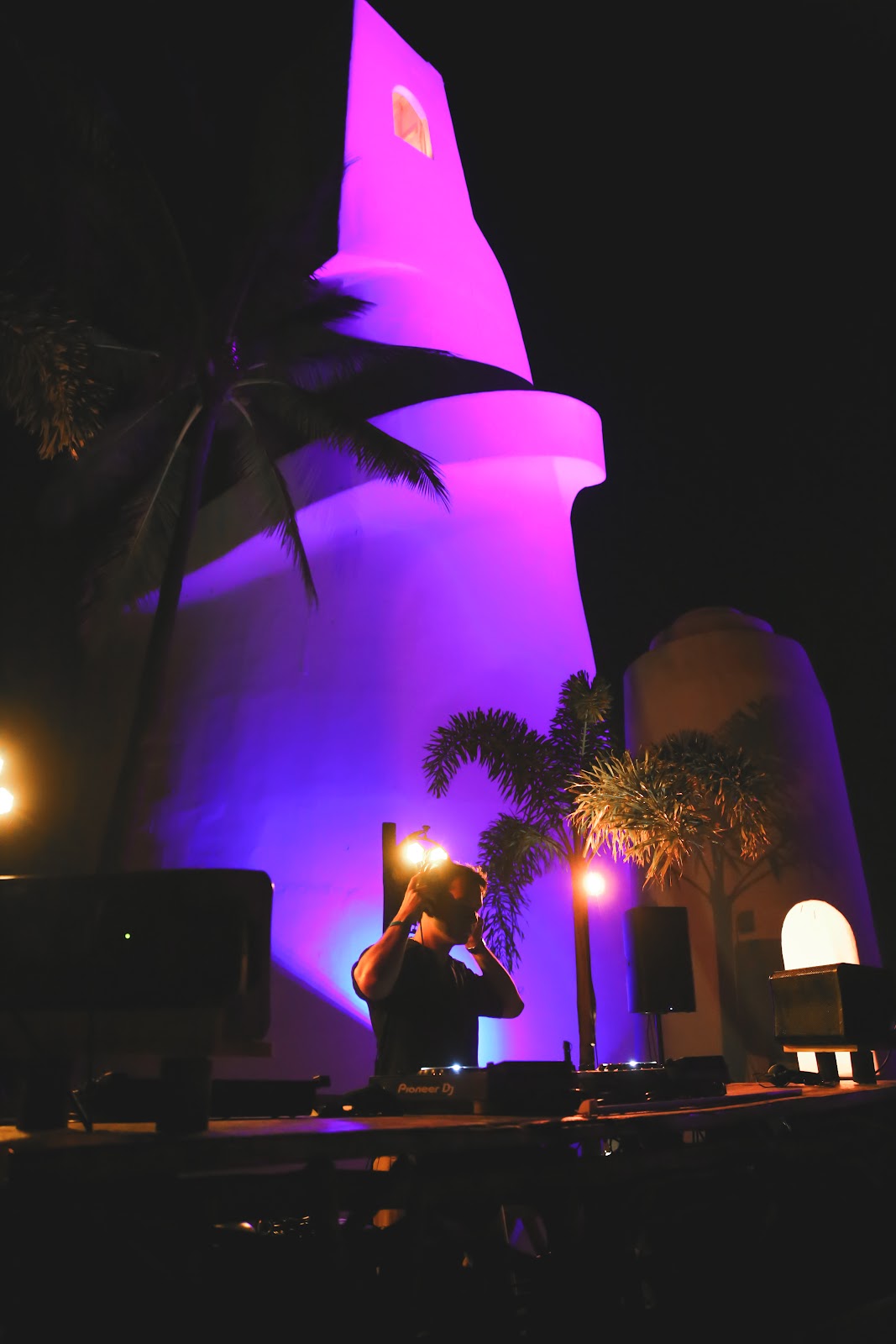 leetx-google-photo-62154-4 leetx-google-photo-62154-4