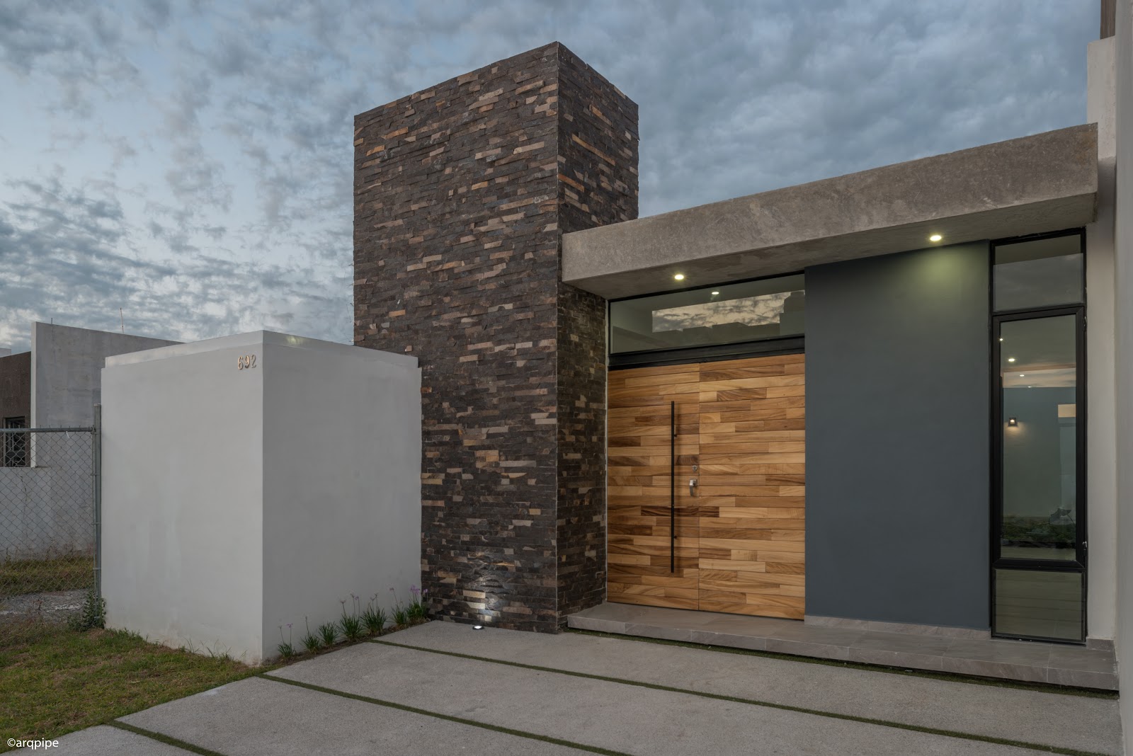 leetx-google-photo-71281-7 leetx-google-photo-71281-7