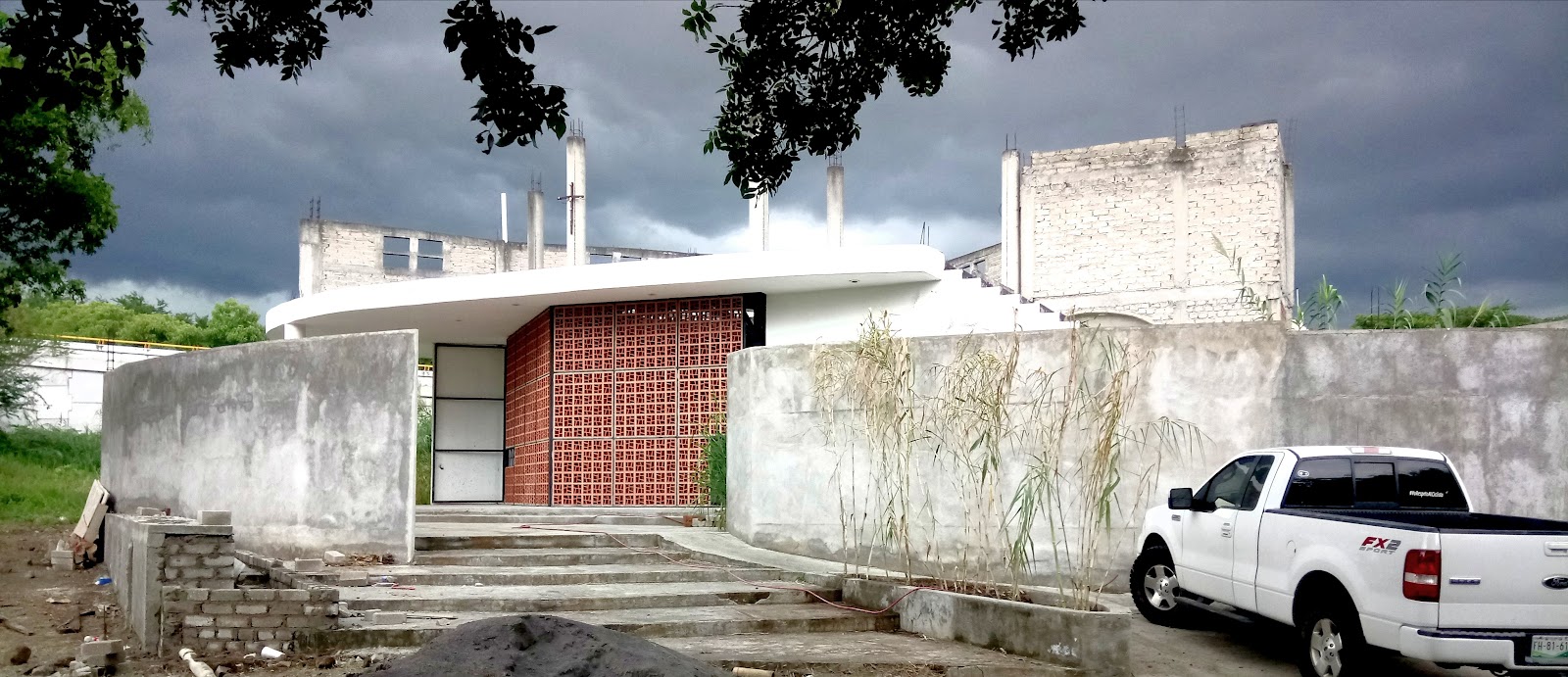 leetx-google-photo-71403-3-1 leetx-google-photo-71403-3-1